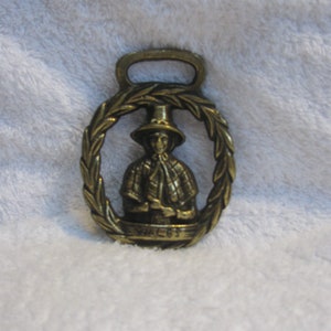 Vintage Horse BRIDLE CHARM Medallion Solid brass  Decoration WALES wreath