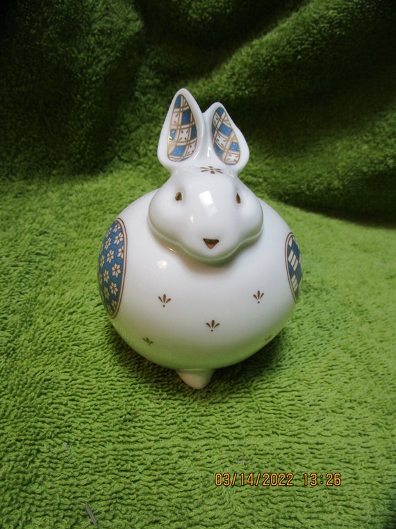 Noritake Rabbit Doll Bone China Pottery Japan Ornament Bunny