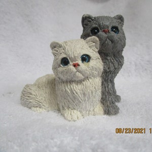 Stone Critters Longhair Gray/White Kittens SC-274 - United Design - Mde en Canadá