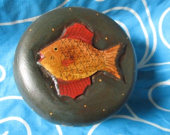 Vintage handcarved trinket boxes from Indonesia.