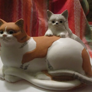 Ceramic cat by Silvestri  Mary Lake Thompson artist