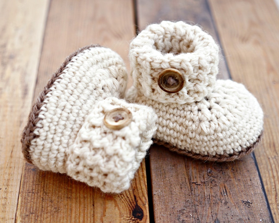 woolen shoes for baby girl