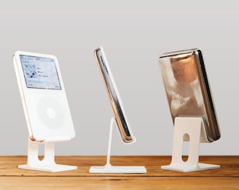 iPod Classic 5th and 6th gen Dock: 3D Printed Display Stand