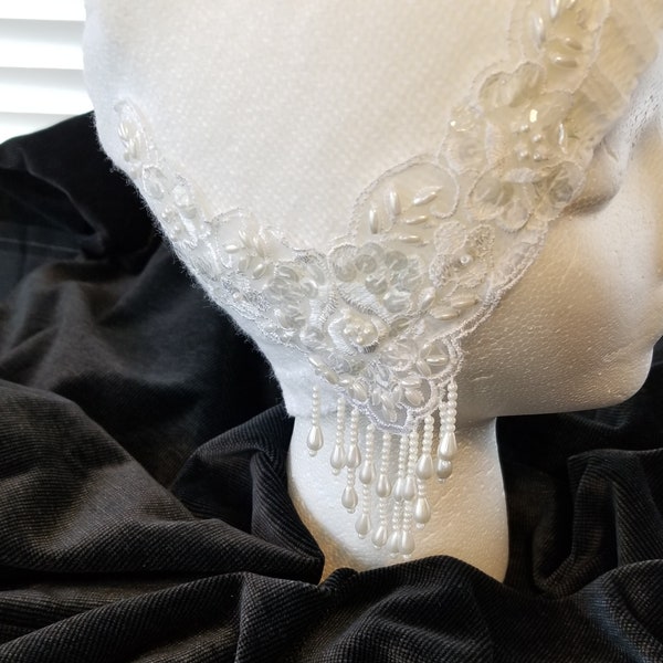 1920s White Sequin White Beads and Pearls Hat, Gatsby Flapper 1920s Hat, Hand Knit White Hat, Flapper Hat, 20s Hat, Cloche Hat, Wedding Hat