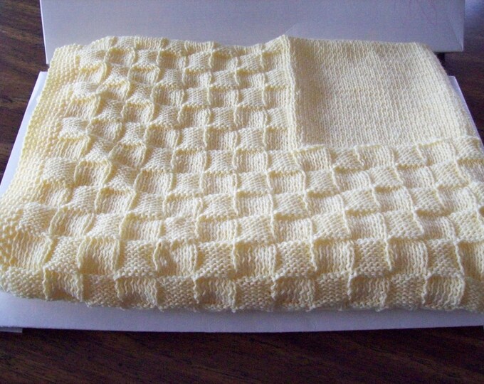 Baby Knitted Blanket, Knitted Baby Blankie, Baby Blanket in Baby Yellow
