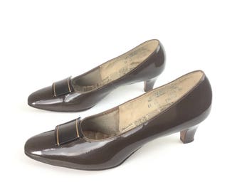 1960s shoes, 60s shoes, Brown patent leather shoes, vintage 1960s shoes, vintage 60s shoes, size 11 shoes, women's shoes