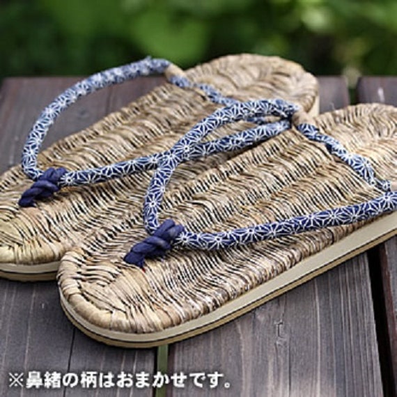 Onderzoek gekruld Geliefde Japanese Traditional Slipper Sandal Zori Size10 Made of Bamboo - Etsy