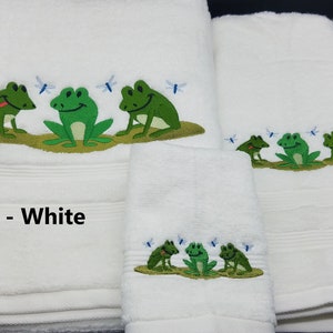 Frog hand towels shop