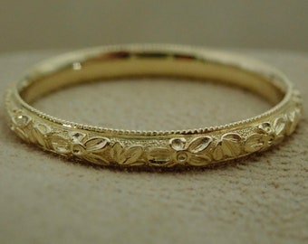 Alianza de boda con flores de azahar talladas en oro amarillo macizo con anillo Millgrain de estilo antiguo/vintage de 14 k de 2,6 mm de ancho