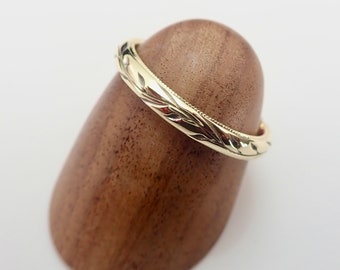 Hand Carved Vine 14k Yellow Gold Wedding Band - Comfort Fit Size 7