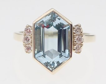 Anillo de compromiso de diamantes y aguamarina con forma hexagonal único en su tipo, anillo de oro amarillo de 14 k hecho a mano, tiempo de procesamiento de 1-2 días