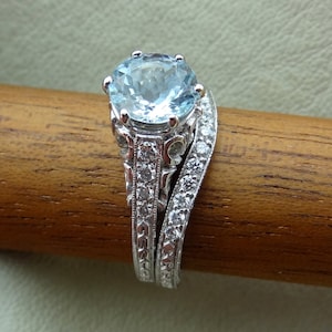 Vintage / Antique Style Natural Light Blue Aquamarine with Diamonds Engagement Ring Set Engraved Carved Filigree 18k White Gold