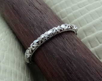 Stackable Art Deco 14k White Gold Wedding Band: Carved Milgrain Ring