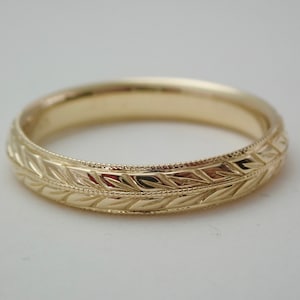 Wheat Pattern Wedding Band 14k Yellow Gold Hand Engraved and Milgrain Comfort-fit 3.25 mm Wide Vintage / Antique Style, Size 5 1/2