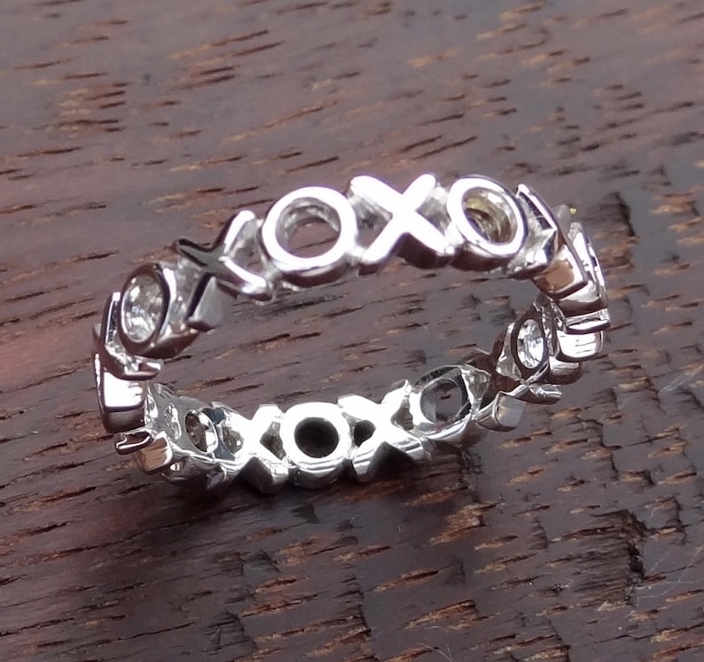 XOXO Wedding Band 14k Solid White Gold Hugs and Kisses Love Etsy