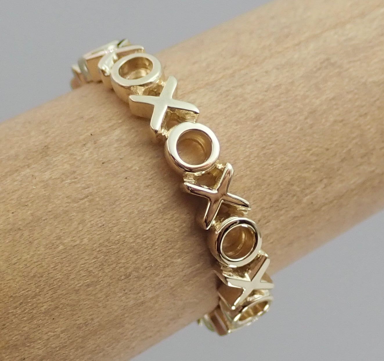 14k Yellow Gold XOXO Eternity Band Ring - Size 6 - Etsy