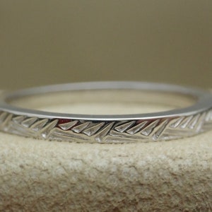 Thin Japanese Stroke Hand Carved Platinum Wedding Ring, Unique Wedding Ring, Engraved Platinum Wedding Ring,  2 mm wide