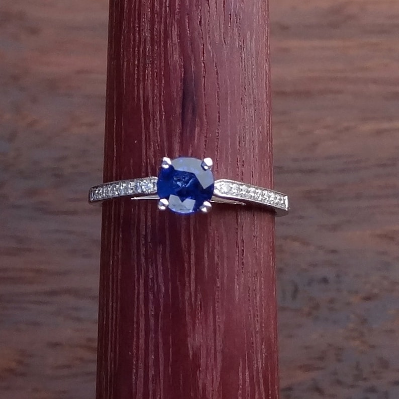 Blue Sapphire Engagement Ring Flawless Blue Ceylon Sapphire Etsy