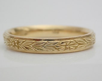 Thin Antique Style Wedding Ring, Vintage wedding Band, Laurel, Floral Wreath Carved Wedding Band 14k Yellow Gold Ring Hand Engraved Bands