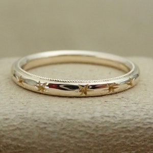 Thin Star Gold Ring Milgrain Edges 14k Yellow Gold Band, Hand Engraved Star Celestial Wedding Band Ring Solid 14k Yellow, White or Rose Gold