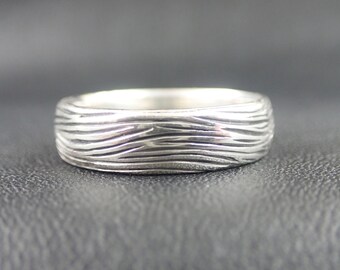Hand Carved Wave Wedding Band: 14k Solid Gold Ring