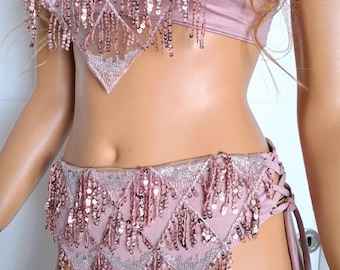 Tenue de festival à sequins roses faite main : ensemble soutien-gorge et bas