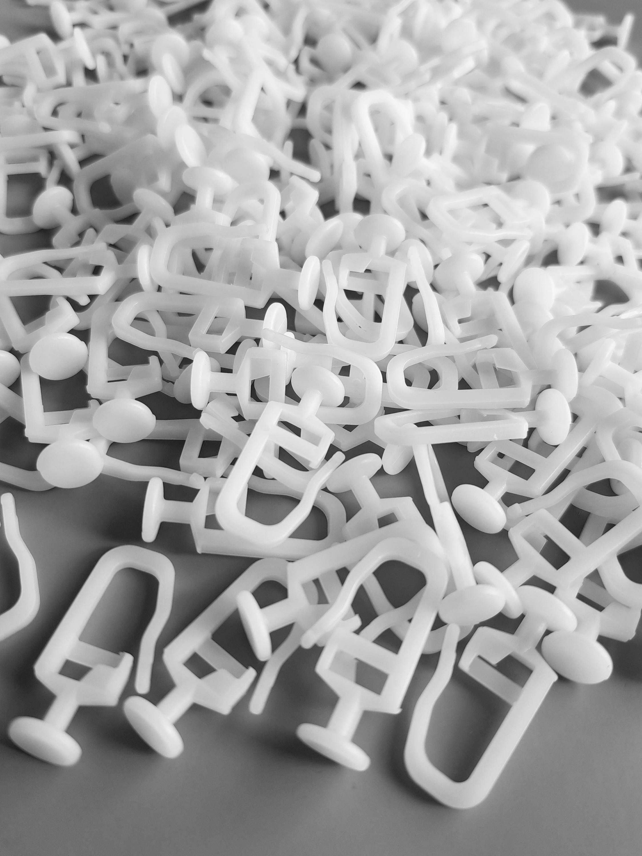 100 patins à rideaux avec têtes de 9 mm - crochets à rideaux pour rails avec largeur de rail intérieure de 5 à 6 mm - crochets à rideaux