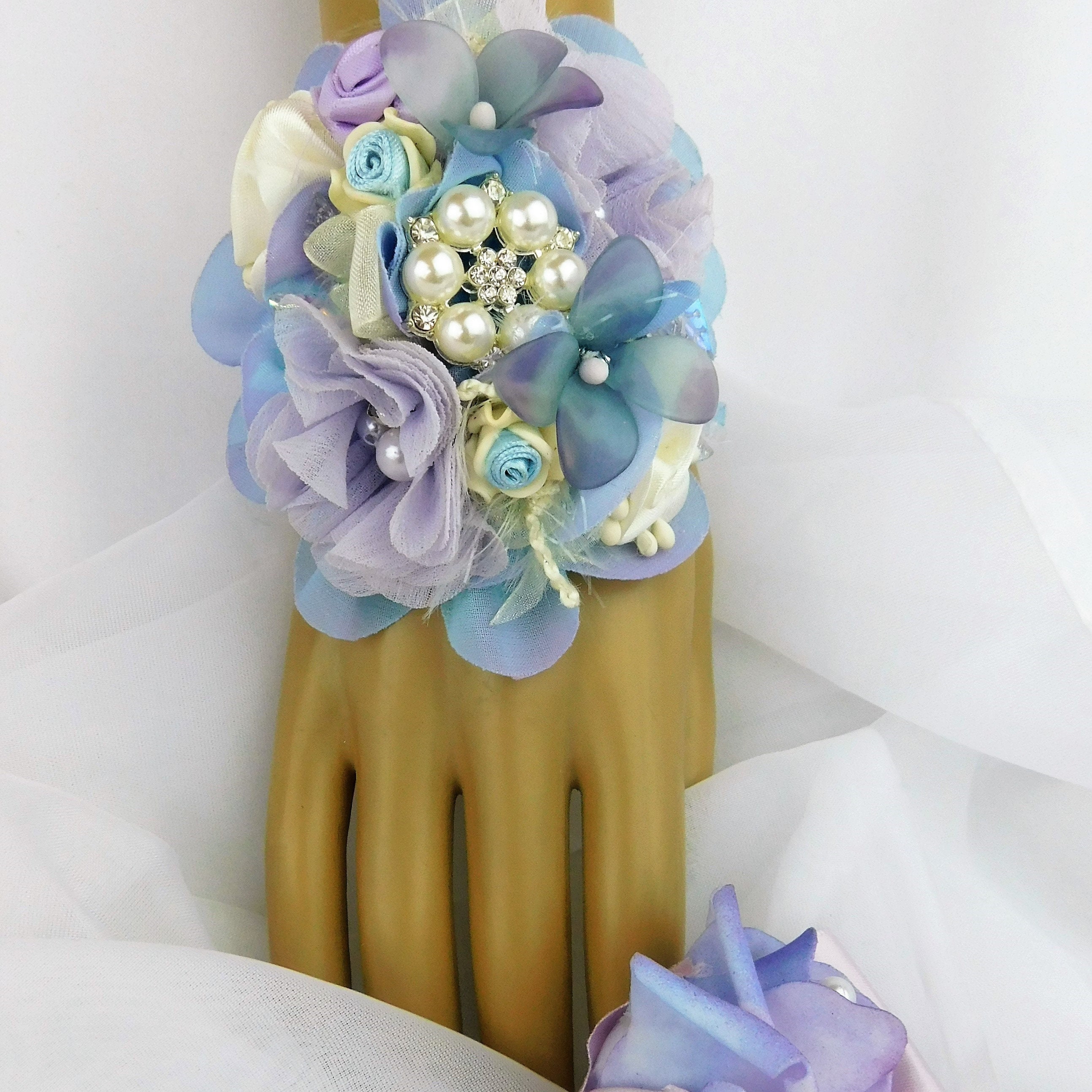 Wrist Corsages in Lilac & Gold