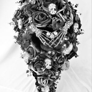 Dark Wedding Bouquet Flowers-Black-Silver Bouquet Bridal Cascade-Skulls & Roses Wedding Bouquet-Jewelry Bouquet-Gothic Bouquet Handmade image 4