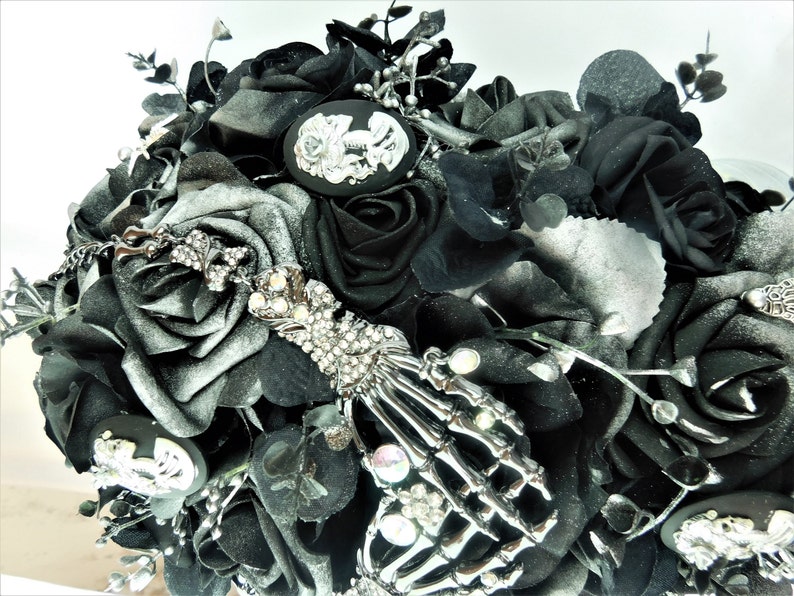 Dark Wedding Bouquet Flowers-Black-Silver Bouquet Bridal Cascade-Skulls & Roses Wedding Bouquet-Jewelry Bouquet-Gothic Bouquet Handmade image 5