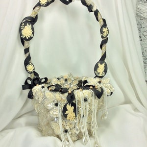Gothic Wedding Flower Girl Basket-Ivory/Black/Cream Wedding- Girls Accessories-Wedding Proposal Gift-Fairy Flower Girl Unique Room Decor
