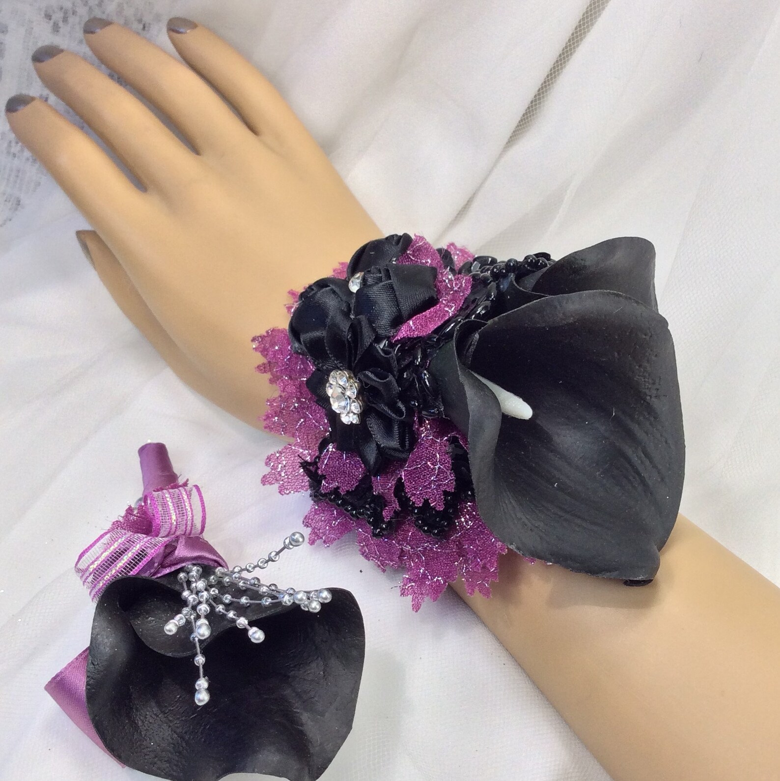 Black Raspberry Pink Flowers Wrist Corsage SetProm Corsage Etsy