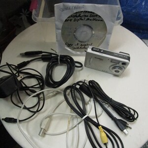 Bell & Howell BH 725 Digital 6x megapixel