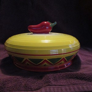 Oneida Red Chili Pepper Tortilla Warmer Covered Dish Hand Painted