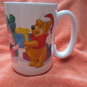 Winnie the Pooh  Mug - Disney China - Retro