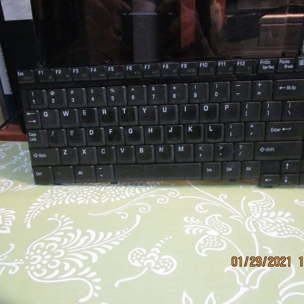 Toshiba Satellite 1950 Keyboard for replacement or parts.