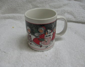 Papel Coffee Cup Unicef Mug de vœux Florence Hardy UK Little Christmas Girls