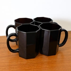 1980s Arcoroc Octime Black Glass Mugs Set of 4 | France