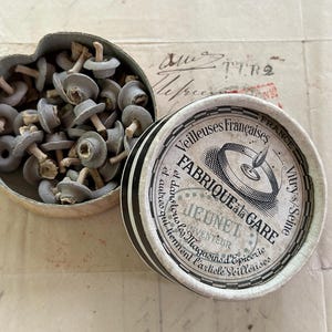 Antik, fransk, ljusvekar/nattlampor kartong med vekar