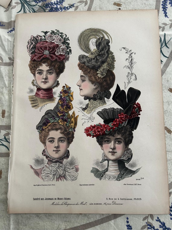 French Fashion Engraving from the Société des Journaux de Mode Réunis, Circa 1800s