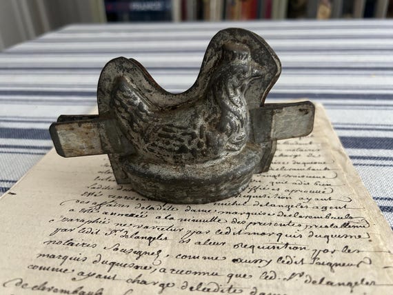 Hen Sitting on Nest/Basket, Chocolate Mold, from France