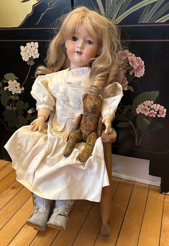 Antique, Button-up Doll Boots in Blue-Grey