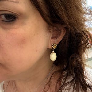 Miriam Haskell, Adjustable Screw/Clip-On Earrings with Floral Motif