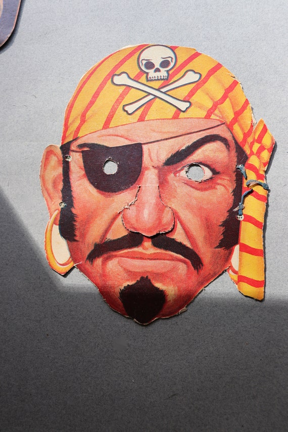 Vintage Pirate Cardboard Mask from Kellogg's Corn… - image 1