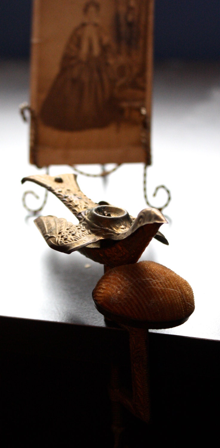 Vintage Sewing Bird