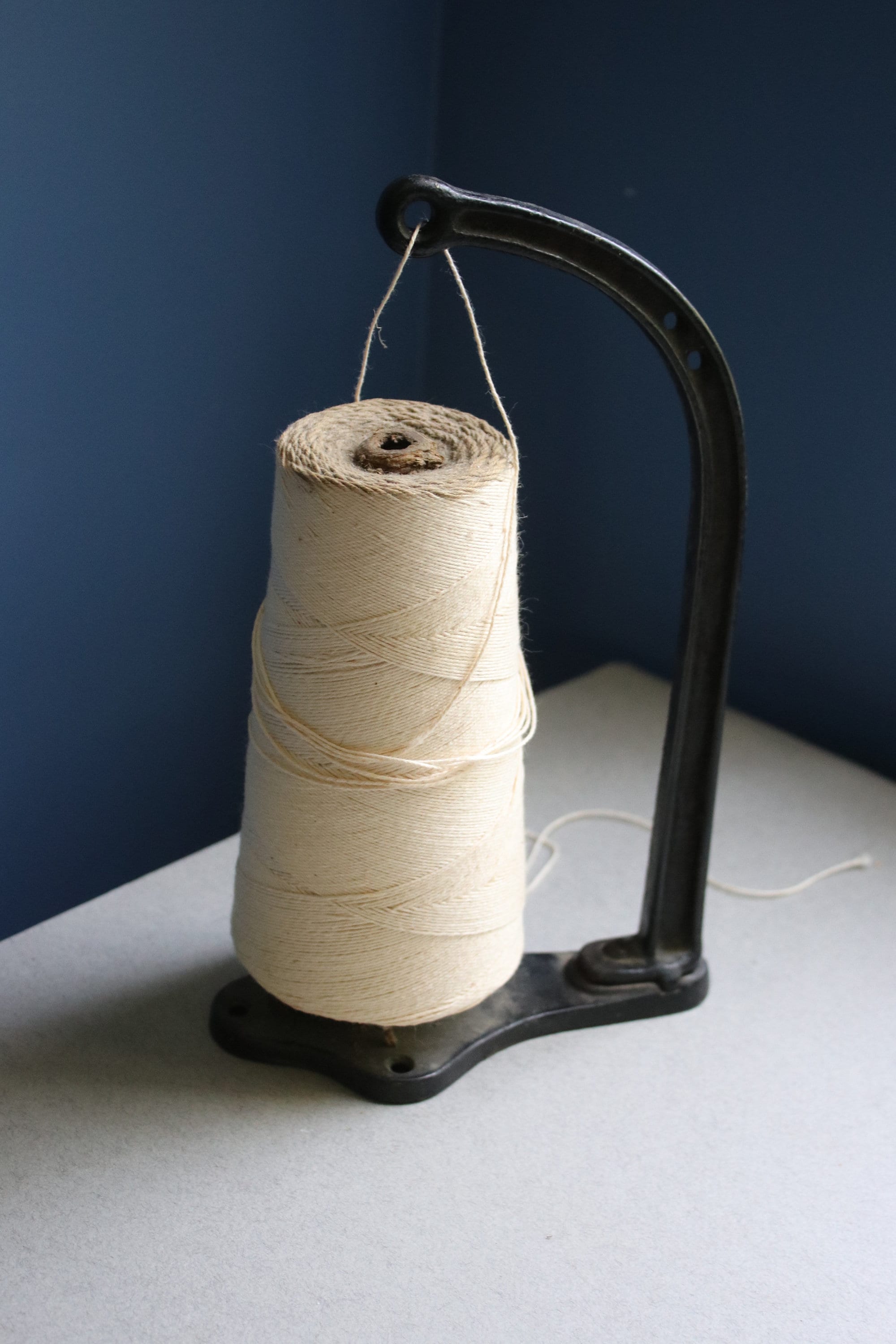 Cast Iron String Holder