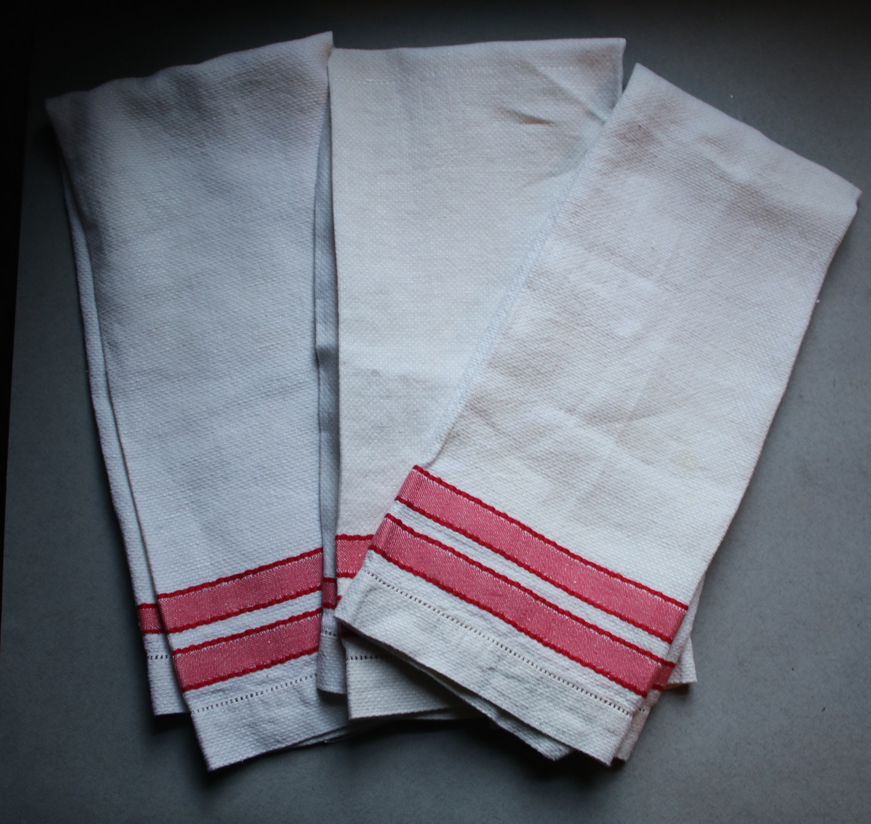 Vintage Linen Tea Towels 3 vintage-linen-tea-towels-3
