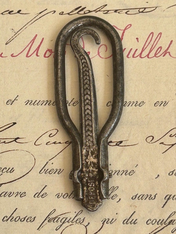 Mandoline Folding Corset Lace or Button Hook, Circa 1800s, from France