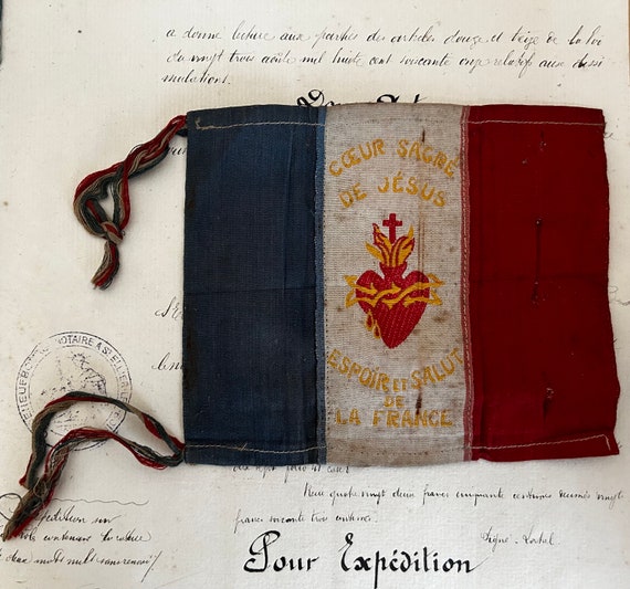 Embroidered WWI French Flag: Cœur Sacré de Jesus, Espoir et Salut de France