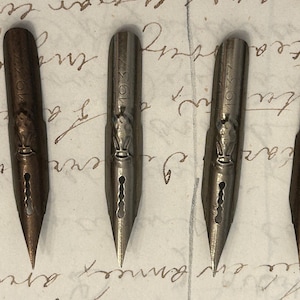 Set aus vier No.1937 Extra Fine Schreibfedern von LUS